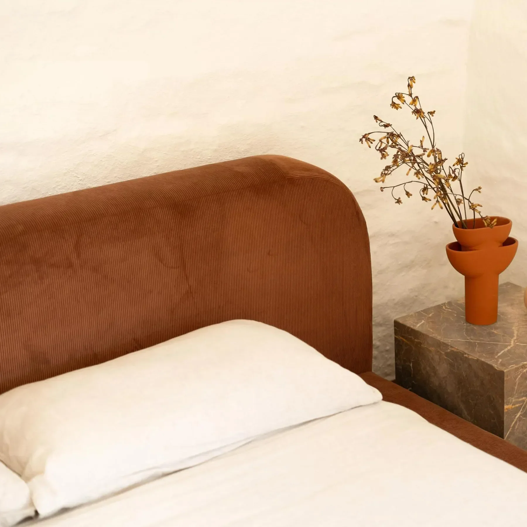 Floss Queen Bed - Image 3