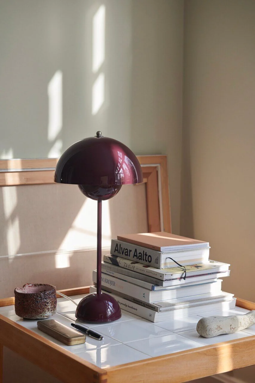 Flowerpot VP3 Table Lamp - Image 8