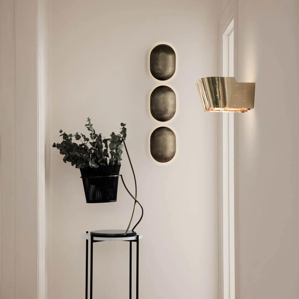 Howard Wall Lamp - Image 3