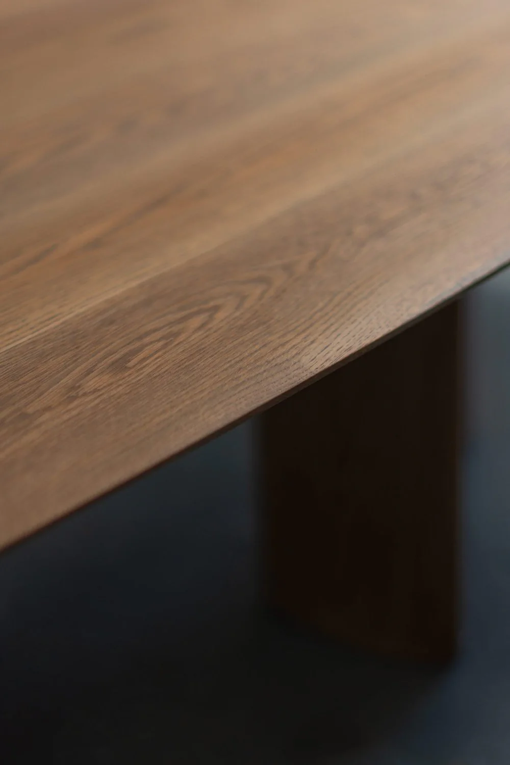 Kiri Dining Table 8 Seater - Image 5