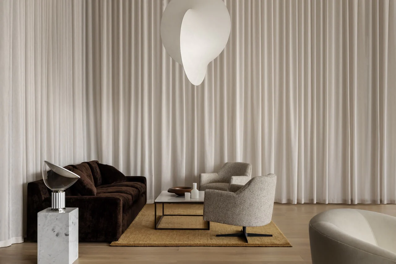 Miles Sofa - Image 3