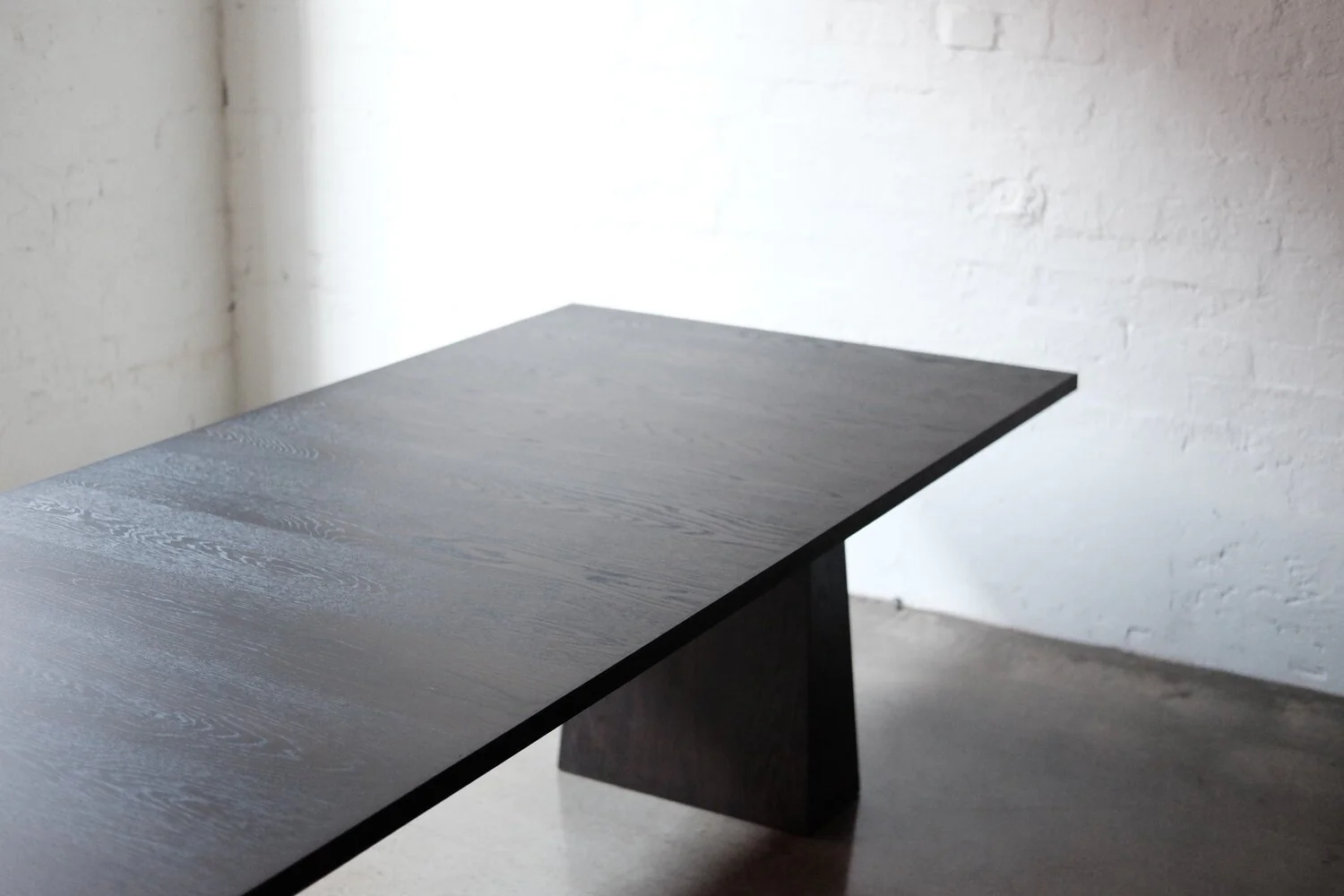 Naylor Dining Table - Image 4