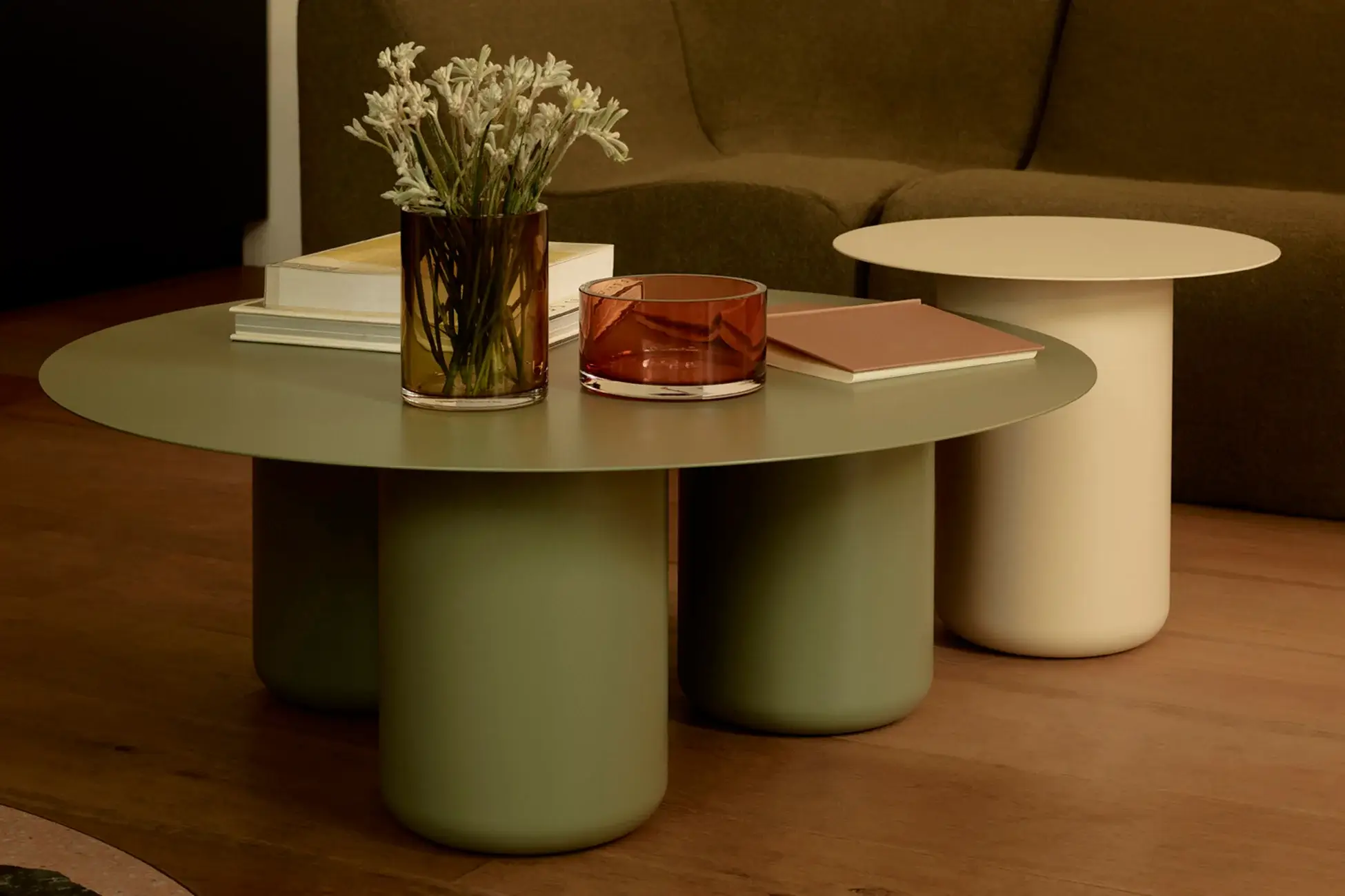 Sequence Round Table - Image 5