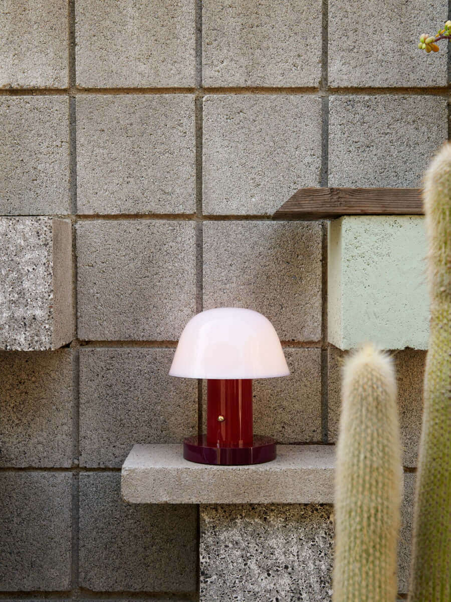 Setago Table Lamp - Image 4