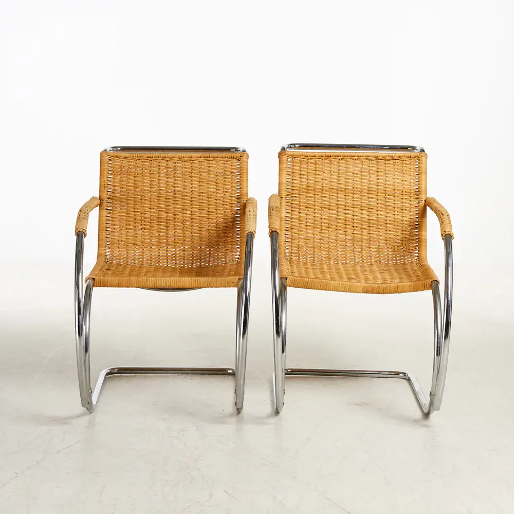 MR20 Armchair - Image 5