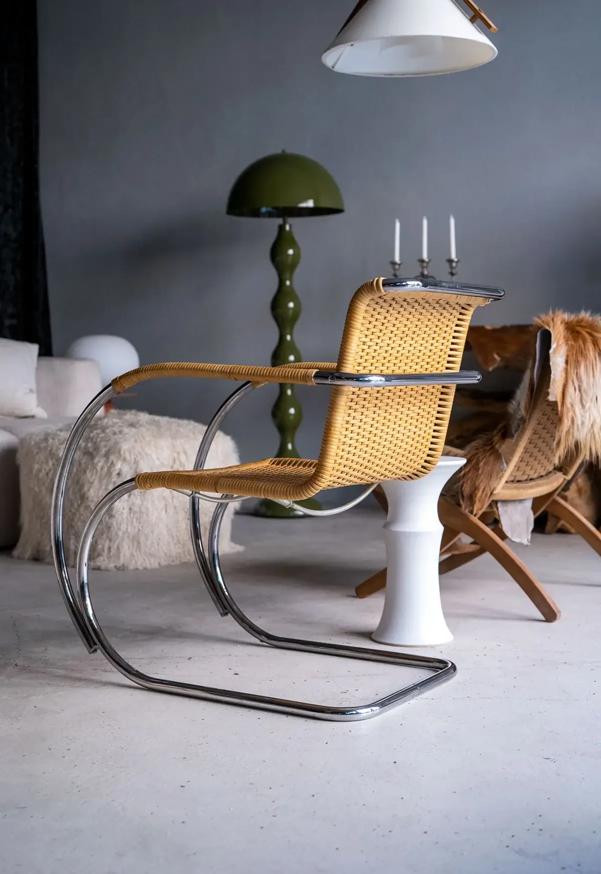 MR20 Armchair - Image 7