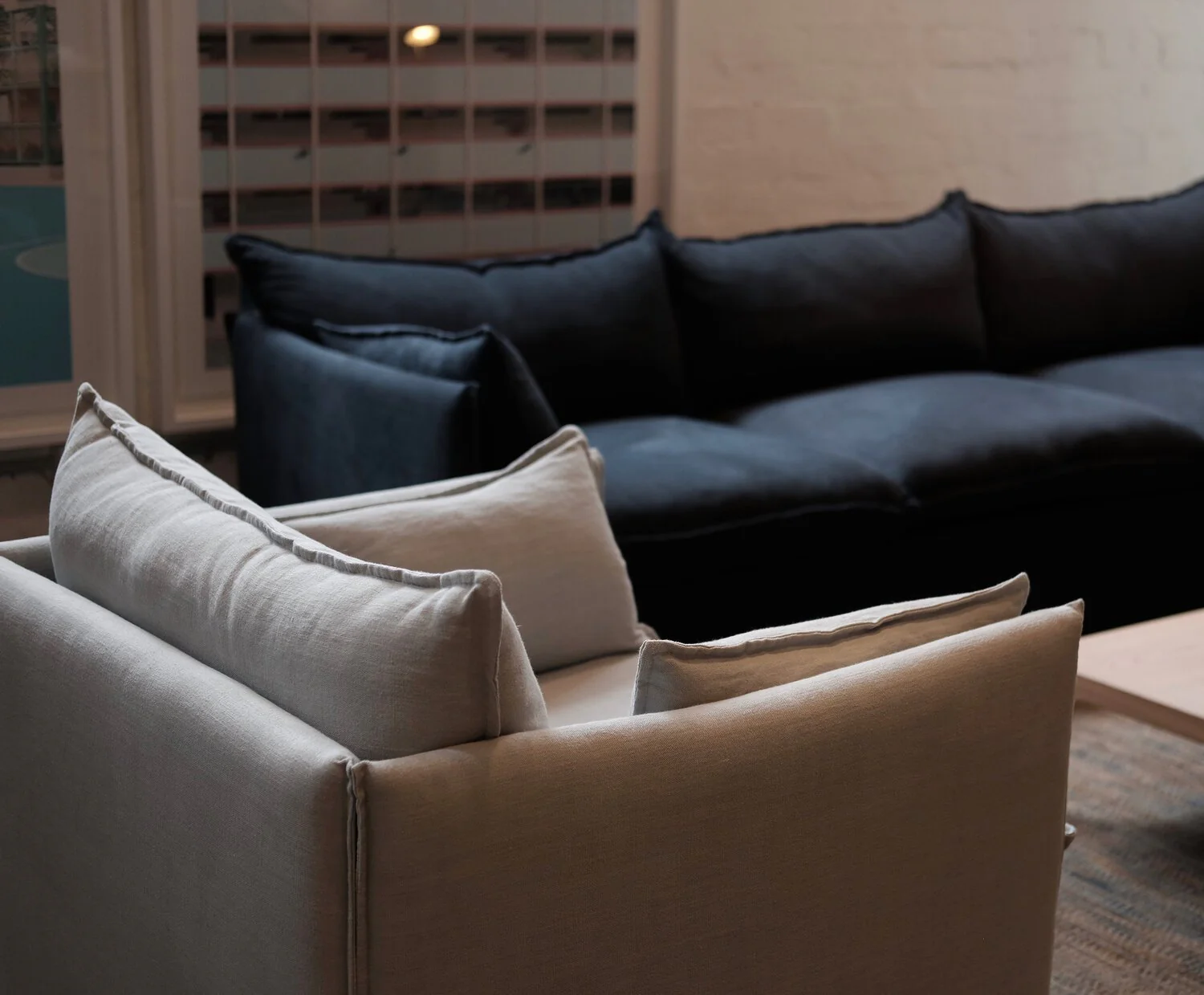 Wilson Sofa - Image 4